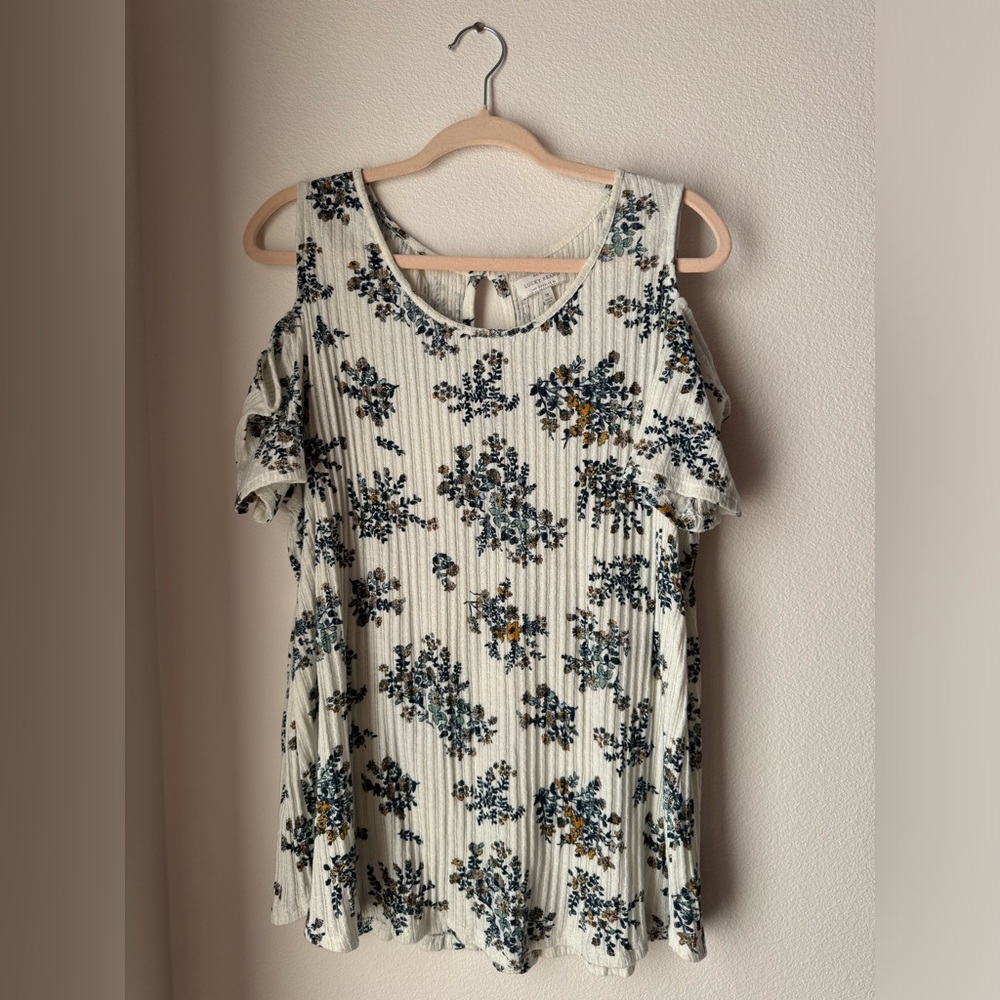 Lucky Brand Crème Cold Shoulder Top 1X